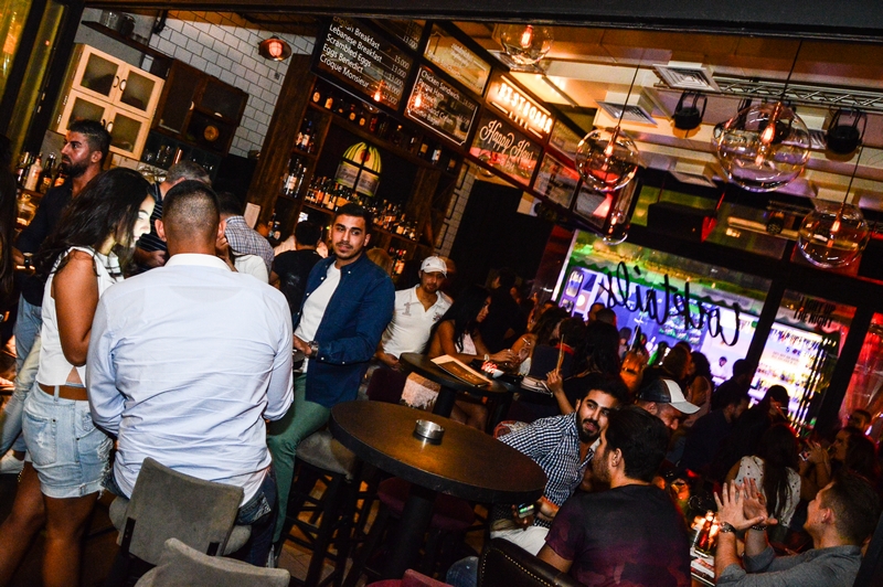Bistrobar Live Hamra on Saturday Night